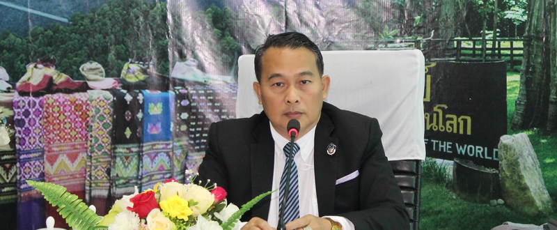 ผอ.สพป.อุตรดิตถ์ เขต 2 ประชุมบุคลากรในสังกัด เพื่อมอบนโยบาย แจ้งข้อราชการและแนวทางการปฏิบัติราชการ